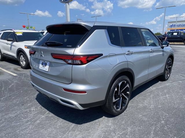 Used 2022 Mitsubishi Outlander SE AWD/4WD image 7