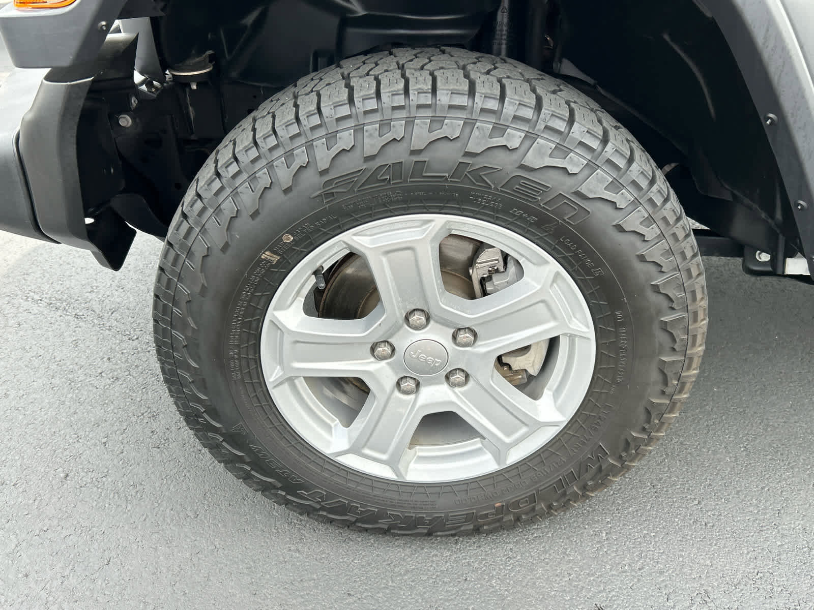 Used 2019 Jeep Wrangler Sport image 14