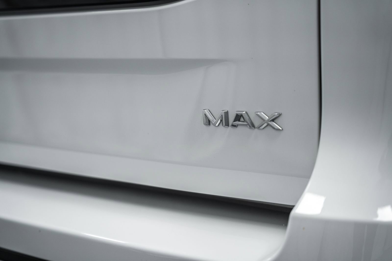 Certified 2025 Ford Expedition Max Platinum image 9