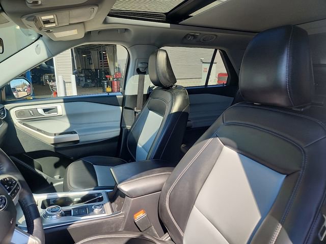 Certified 2023 Ford Explorer XLT w/ Equipment Group 202A image 22