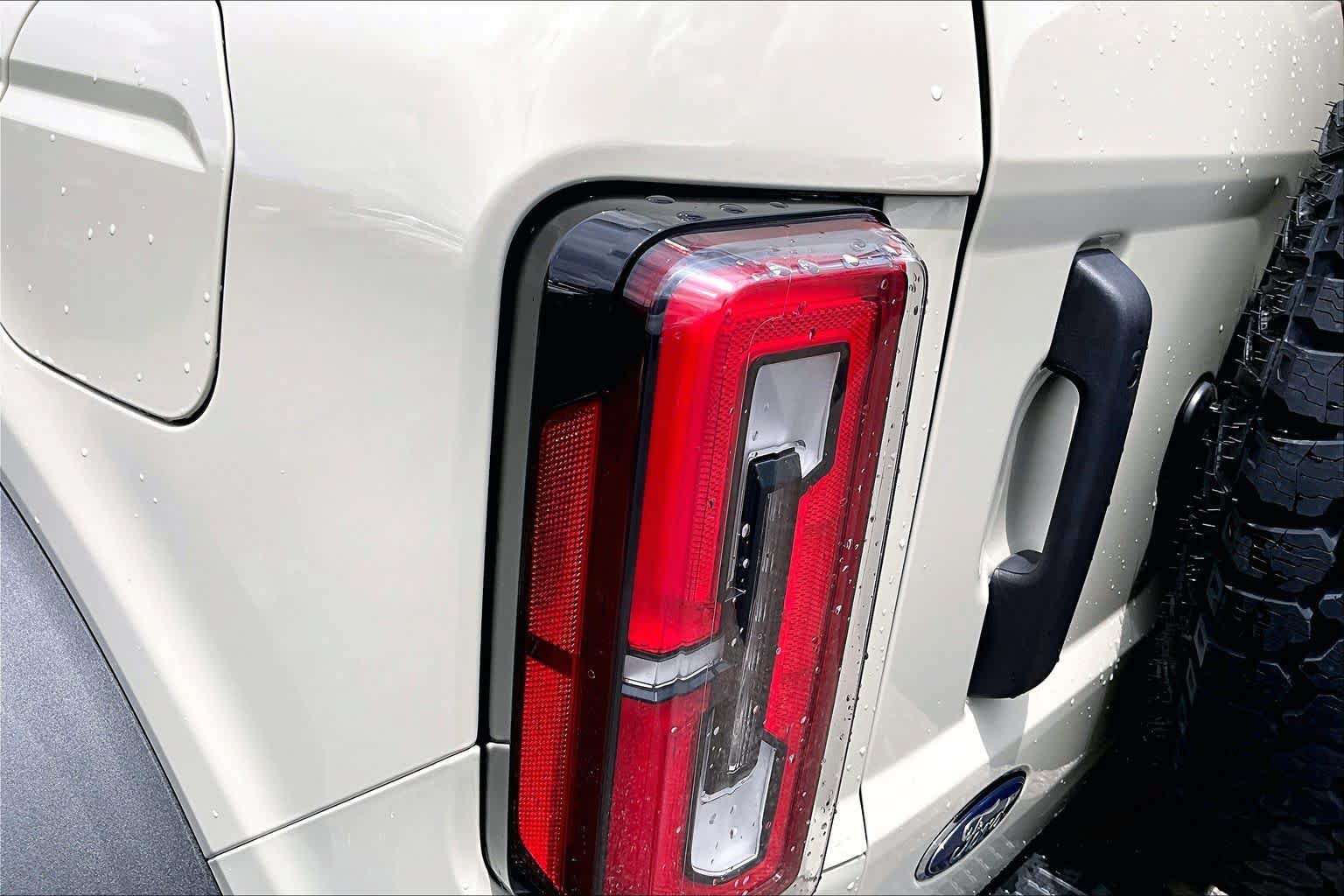 Certified 2025 Ford Bronco Badlands AWD/4WD image 28