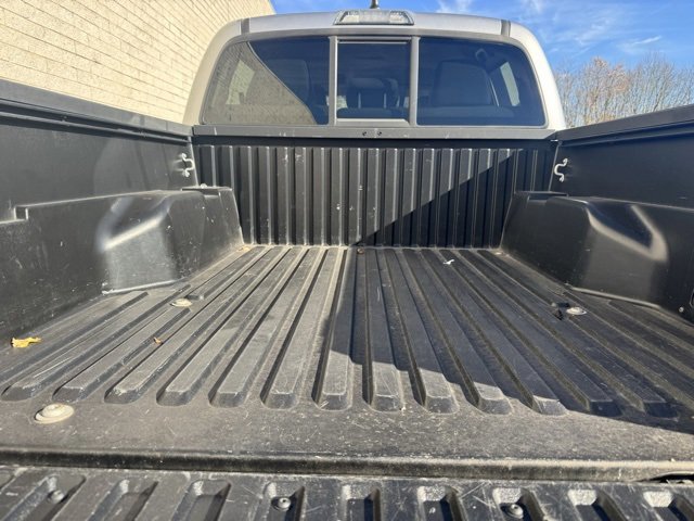 Used 2021 Toyota Tacoma SR image 39