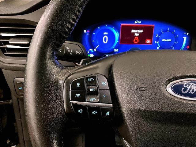 Certified 2020 Ford Escape Titanium AWD/4WD image 17