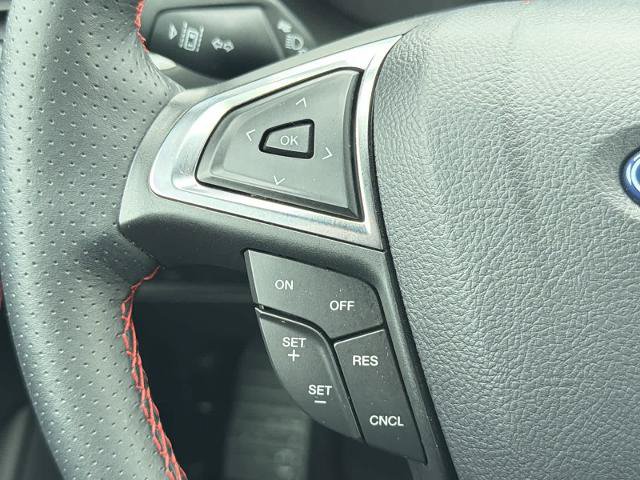 Certified 2024 Ford Edge ST-Line AWD/4WD image 23