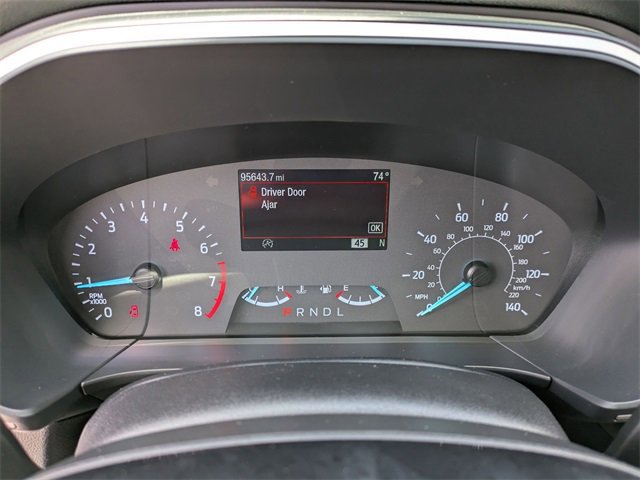 Certified 2022 Ford Escape SE w/ SE Sport Appearance Package image 12