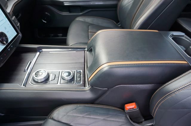 Certified 2023 Ford Expedition Platinum AWD/4WD image 31