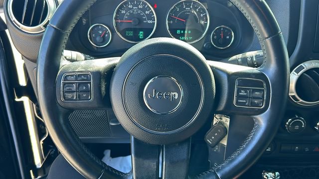 Used 2017 Jeep Wrangler Rubicon w/ Connectivity Group AWD/4WD image 19