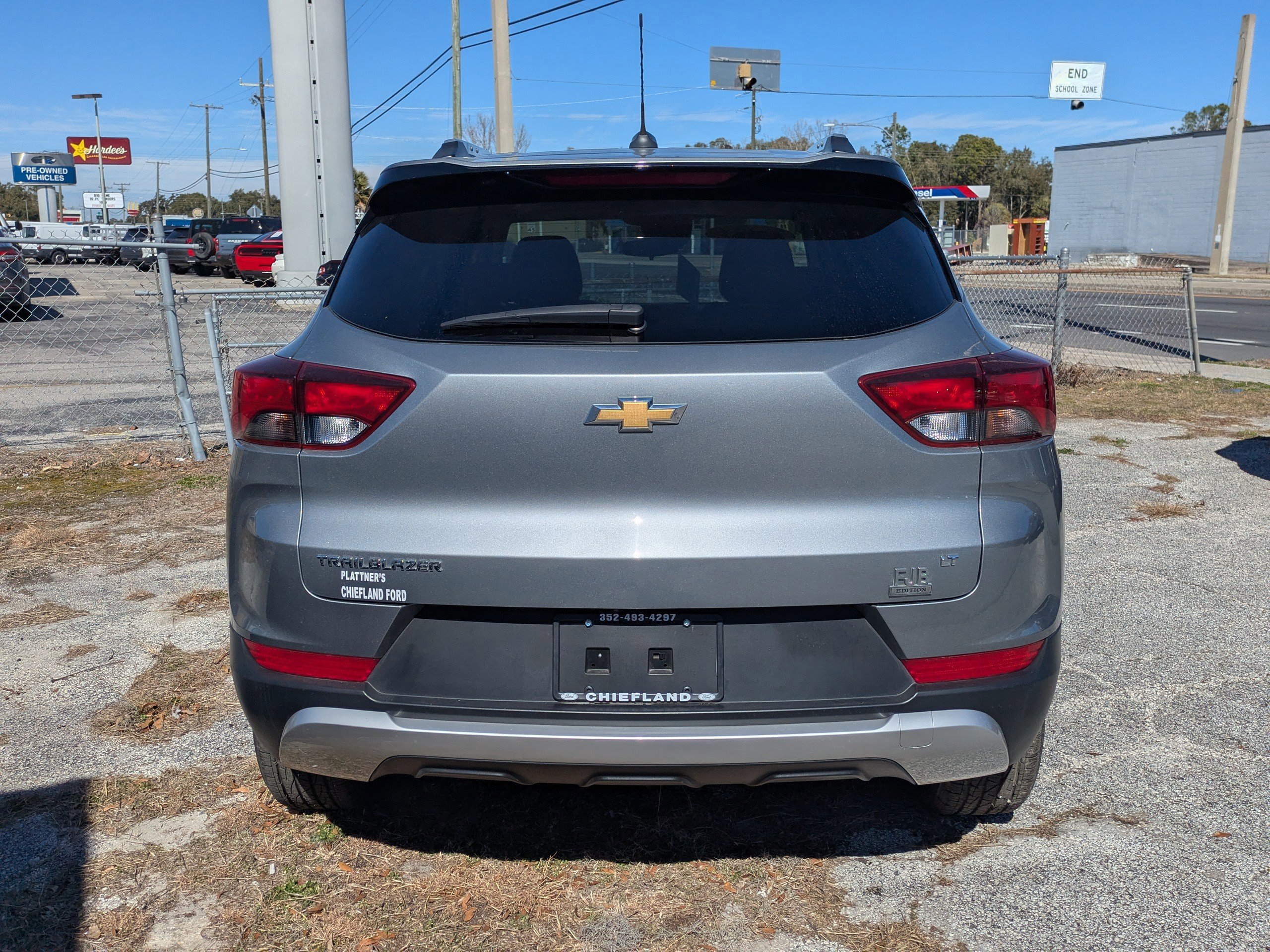 Used 2023 Chevrolet TrailBlazer LT image 4