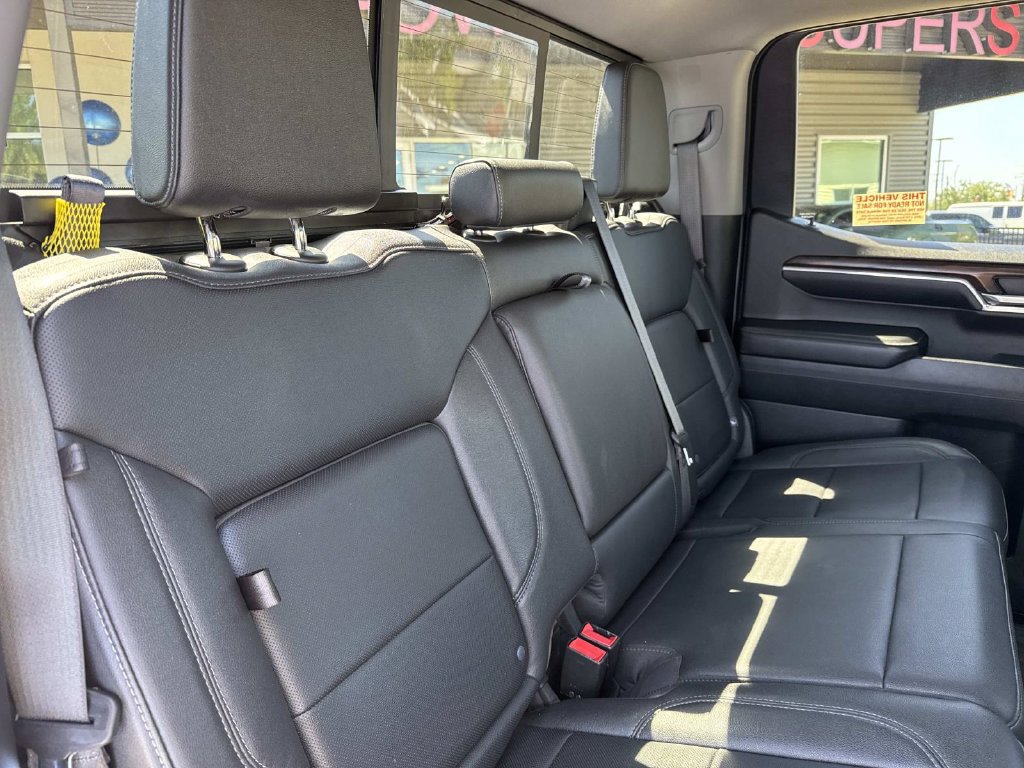 Used 2022 GMC Sierra 1500 SLT AWD/4WD image 13