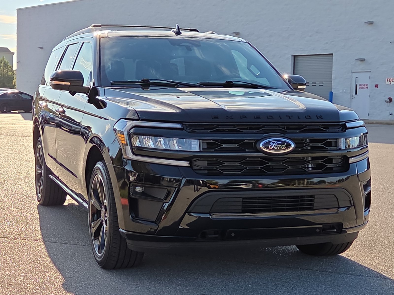 Certified 2024 Ford Expedition Limited
