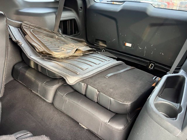 Certified 2019 Ford Explorer XLT w/ Equipment Group 202A FWD image 22
