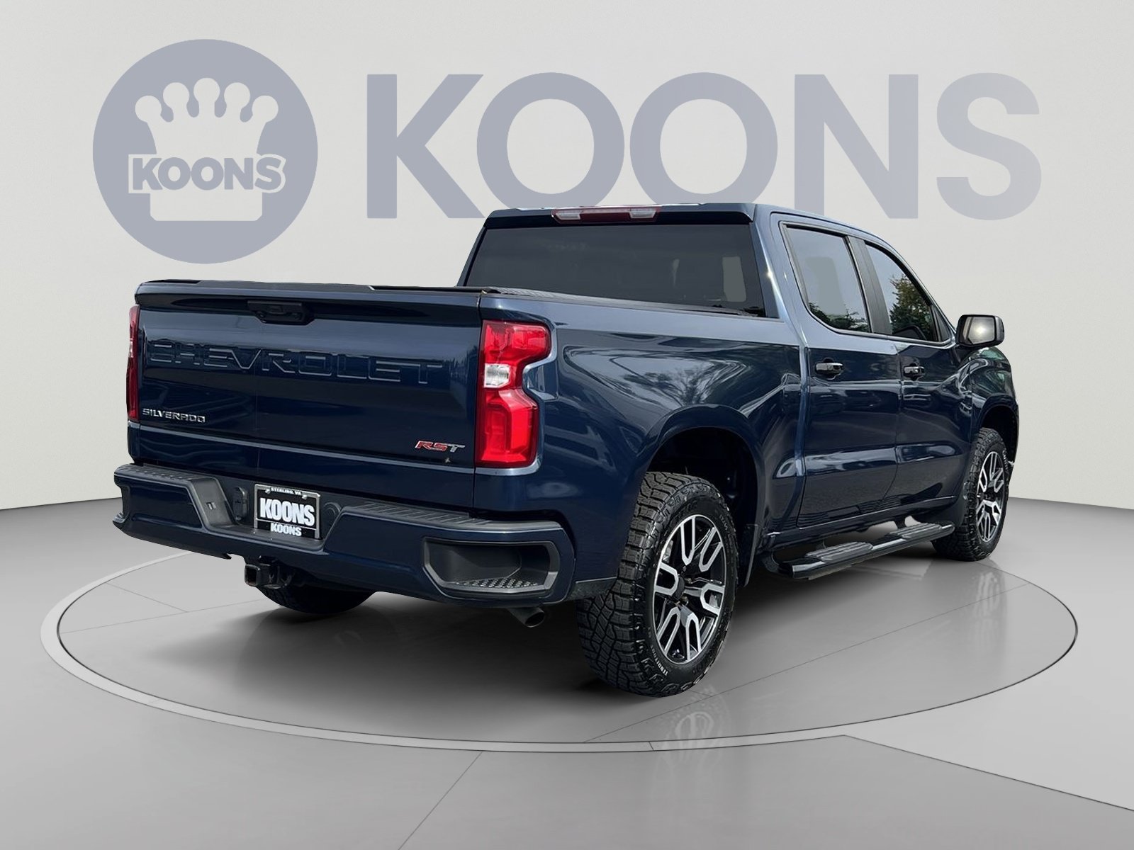 Used 2023 Chevrolet Silverado 1500 RST AWD/4WD image 11
