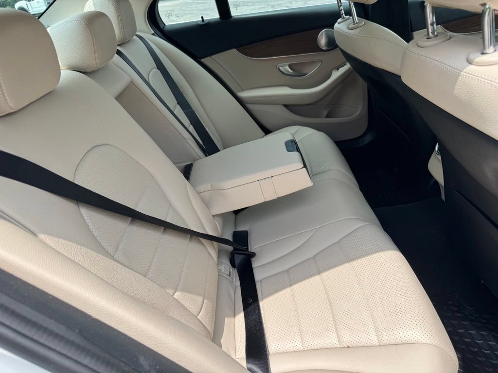 Used 2021 Mercedes-Benz C 300 4MATIC Sedan image 20