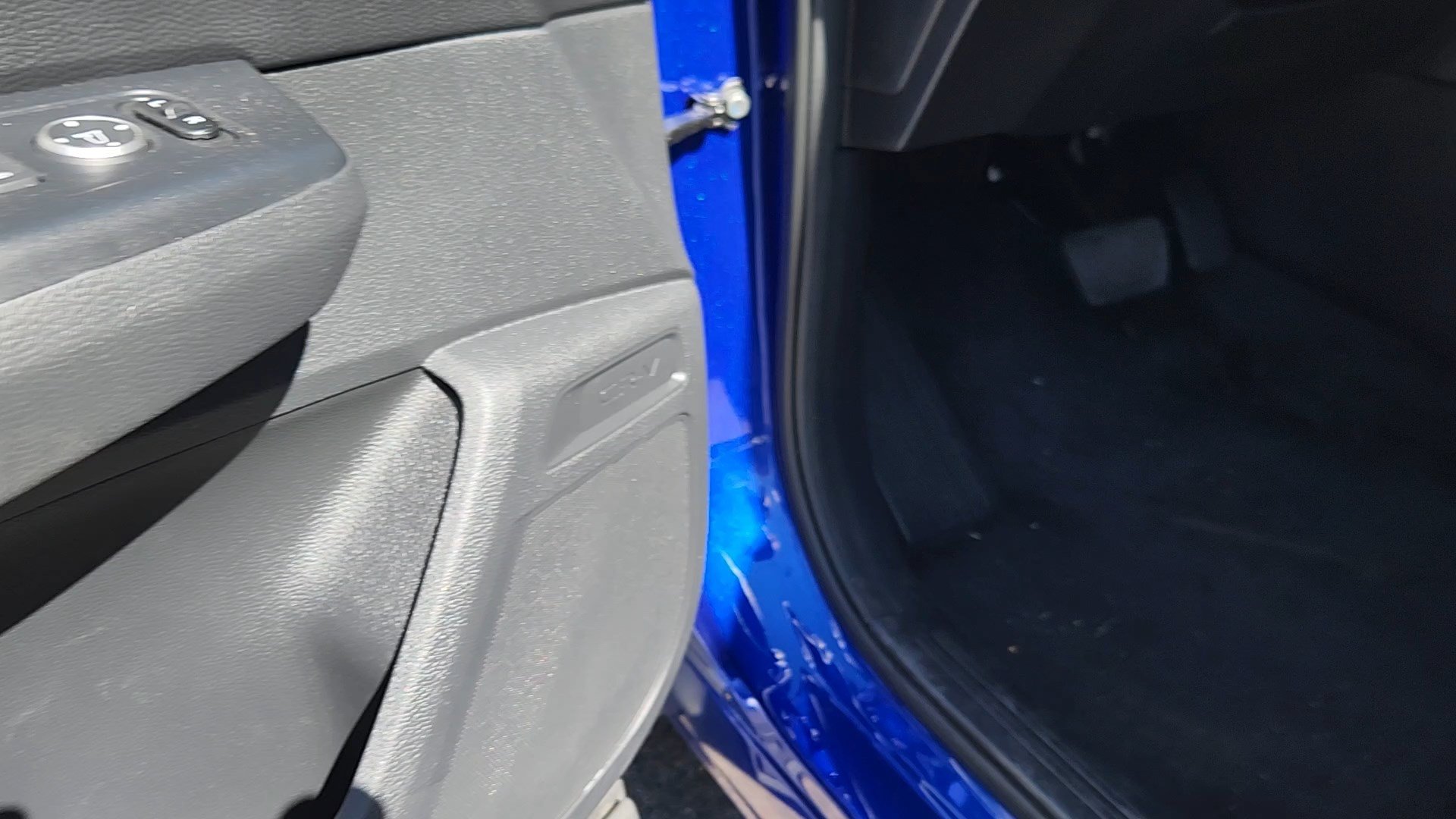 Used 2023 Honda CR-V Sport Touring image 25