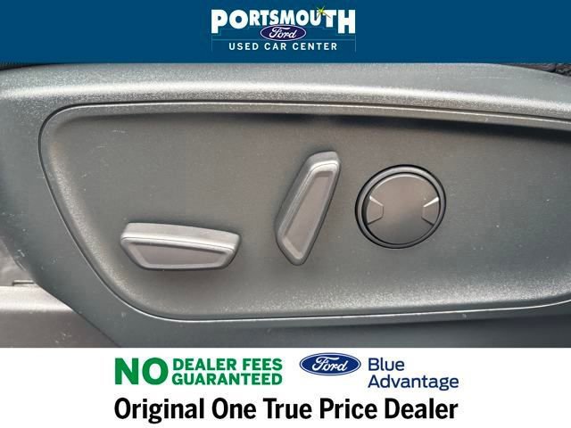 Certified 2022 Ford Escape SEL w/ SEL Stealth AWD Package image 30
