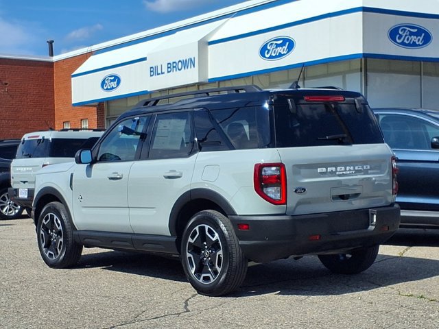 Certified 2024 Ford Bronco Sport Outer Banks AWD/4WD image 2