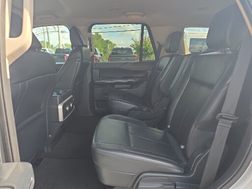 Certified 2024 Ford Expedition XLT RWD image 18