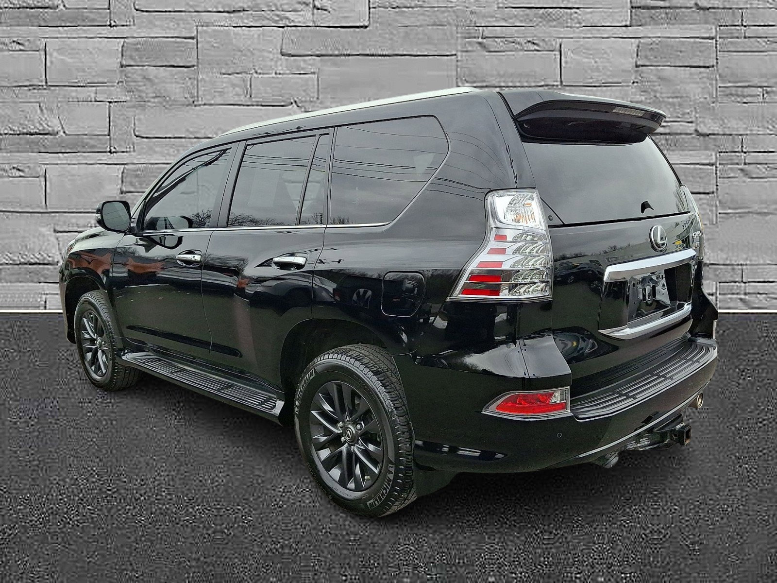 Used 2023 Lexus GX 460 Premium w/ Premium Package image 8