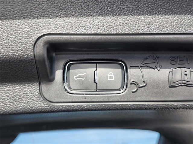 Certified 2023 Ford Explorer XLT w/ Equipment Group 202A image 34