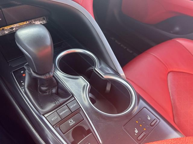 Used 2019 Toyota Camry XSE FWD image 32