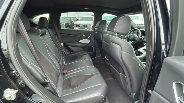 Used 2019 Acura RDX w/ Advance Package FWD image 13