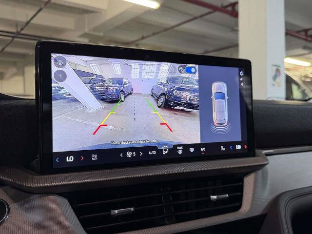 Certified 2025 Ford Explorer Active w/ Active Comfort Package AWD/4WD image 29