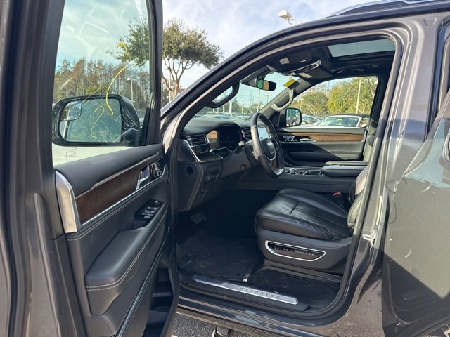 Used 2022 Jeep Grand Wagoneer Series I image 13