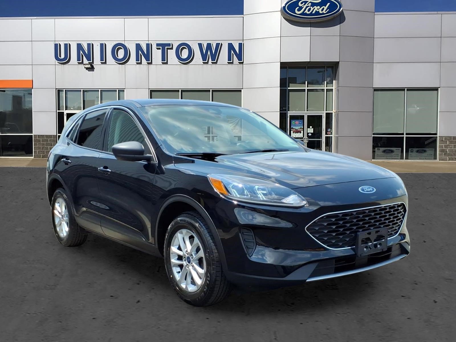 Certified 2022 Ford Escape SE w/ Convenience Package AWD/4WD image 1