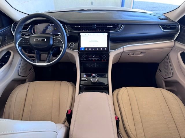 Used 2021 Jeep Grand Cherokee L Limited w/ Trailer Tow Package AWD/4WD image 15