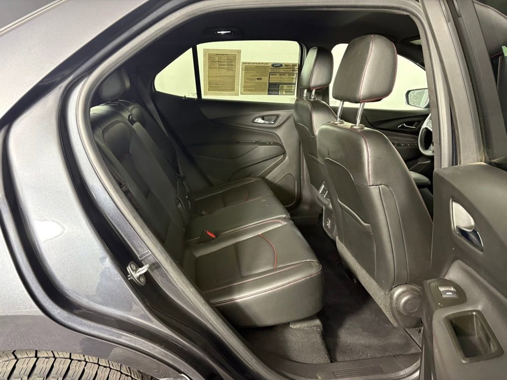Used 2022 Chevrolet Equinox RS w/ RS Leather Package image 32