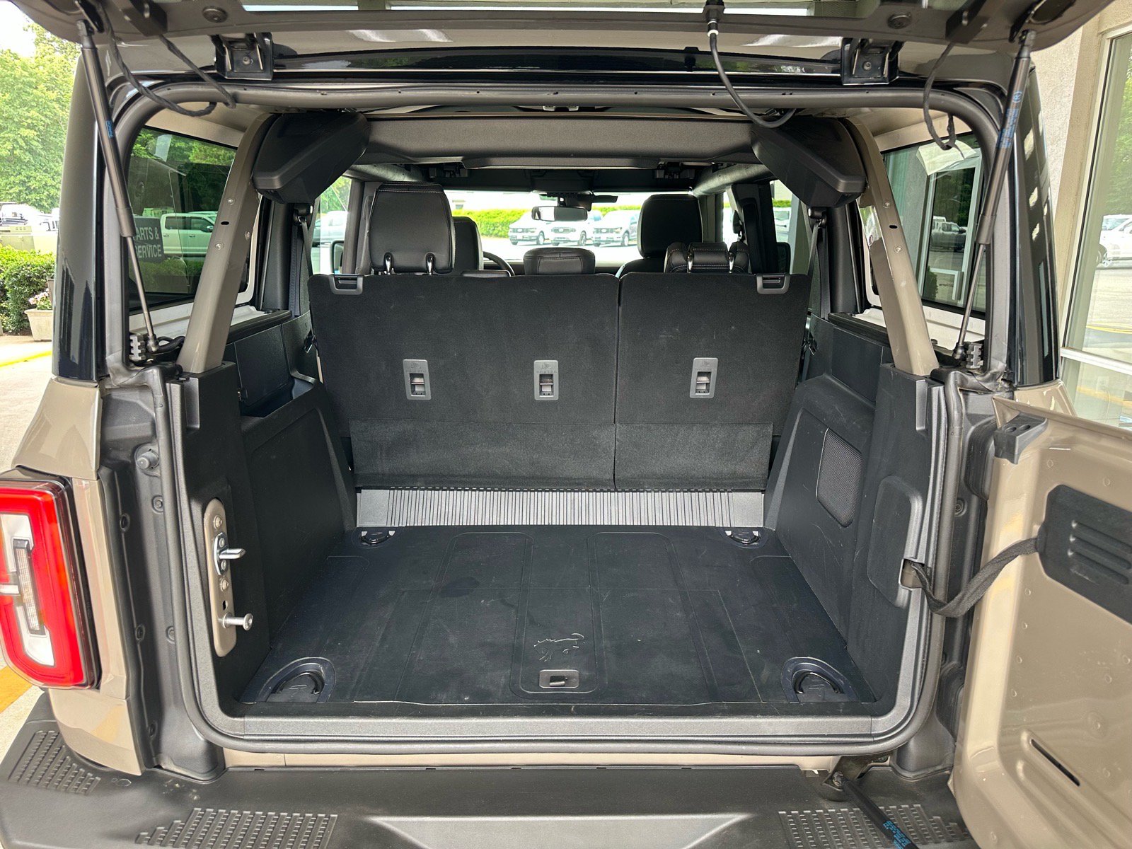 Certified 2025 Ford Bronco Badlands AWD/4WD image 25