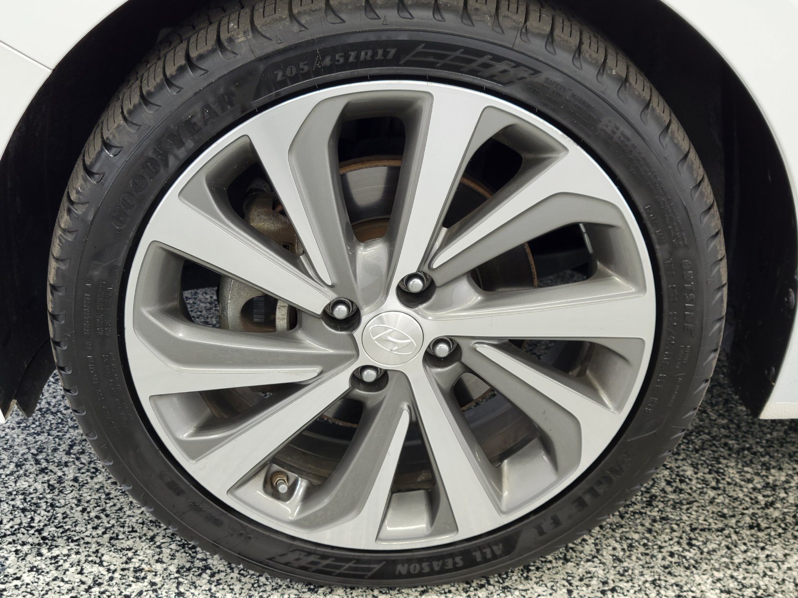 Used 2022 Hyundai Accent Limited FWD image 5