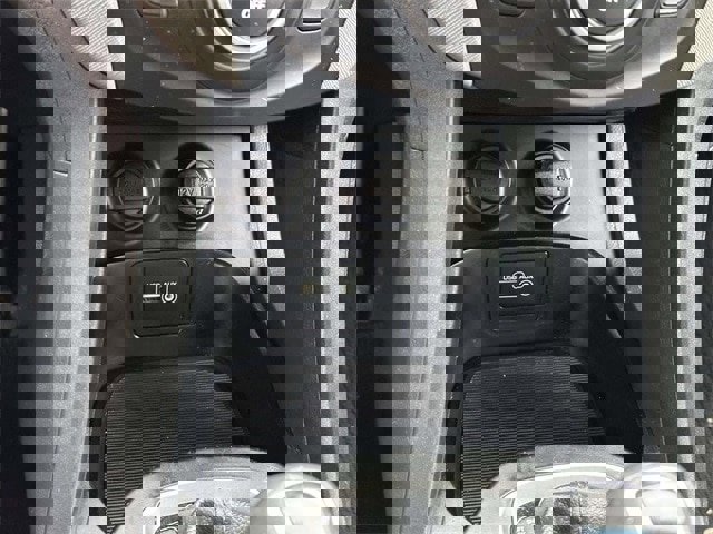 Used 2018 Hyundai Santa Fe Sport image 12