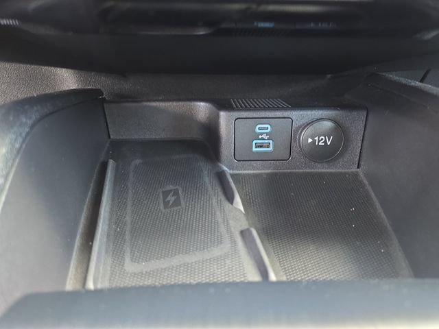 Certified 2023 Ford Escape Platinum w/ Premium Technology Package AWD/4WD image 26