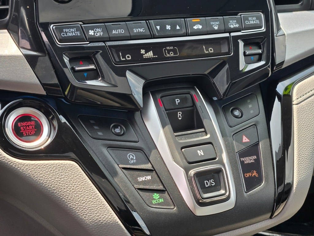 Used 2024 Honda Odyssey Touring image 29
