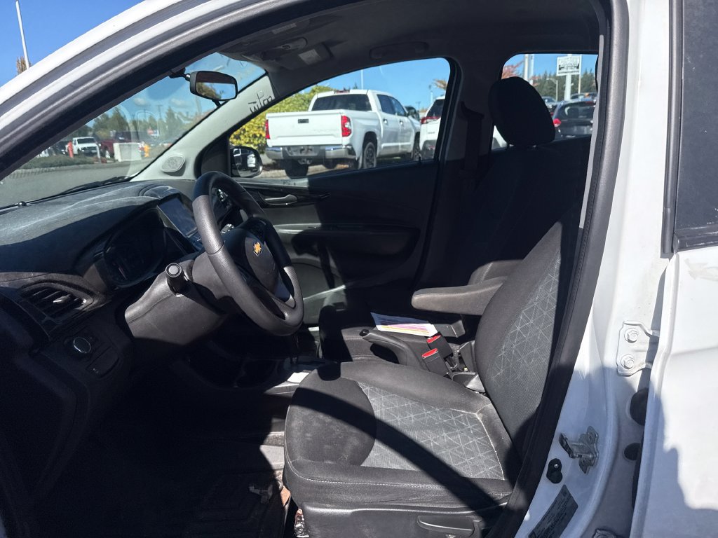 Used 2021 Chevrolet Spark LT w/ Spark Special Edition FWD image 5
