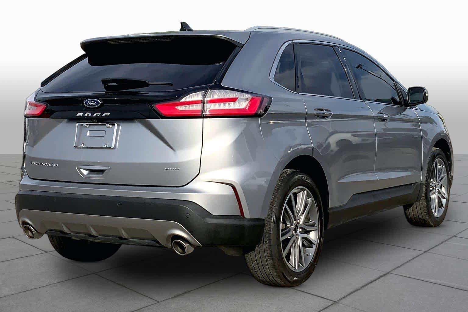 Certified 2023 Ford Edge Titanium AWD/4WD image 14