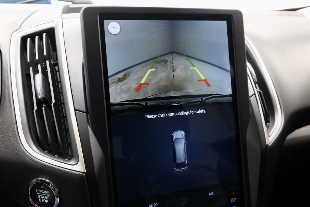 Certified 2024 Ford Edge SEL image 9