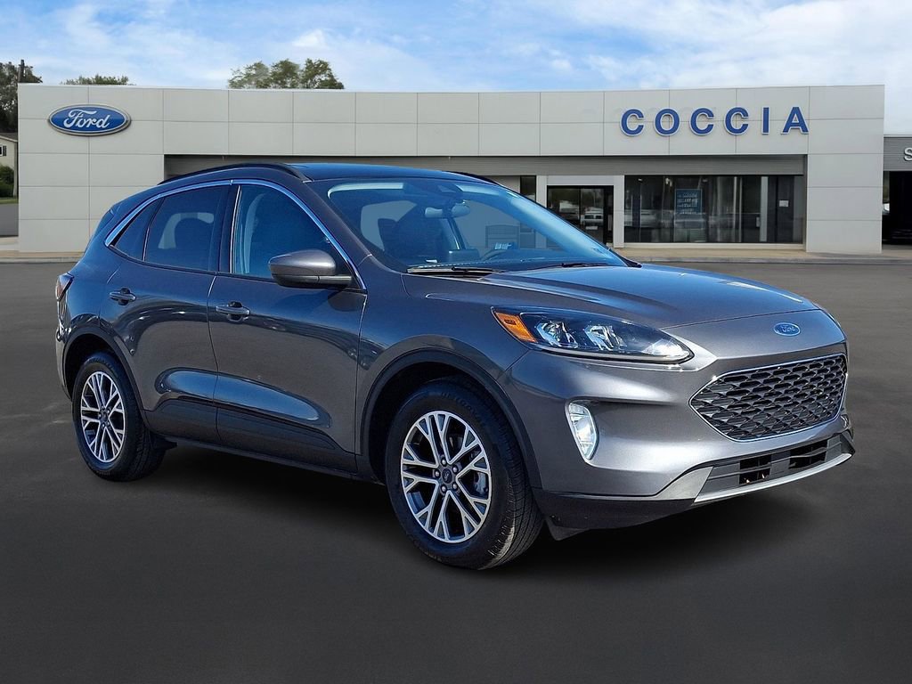 Certified 2022 Ford Escape SEL image 3
