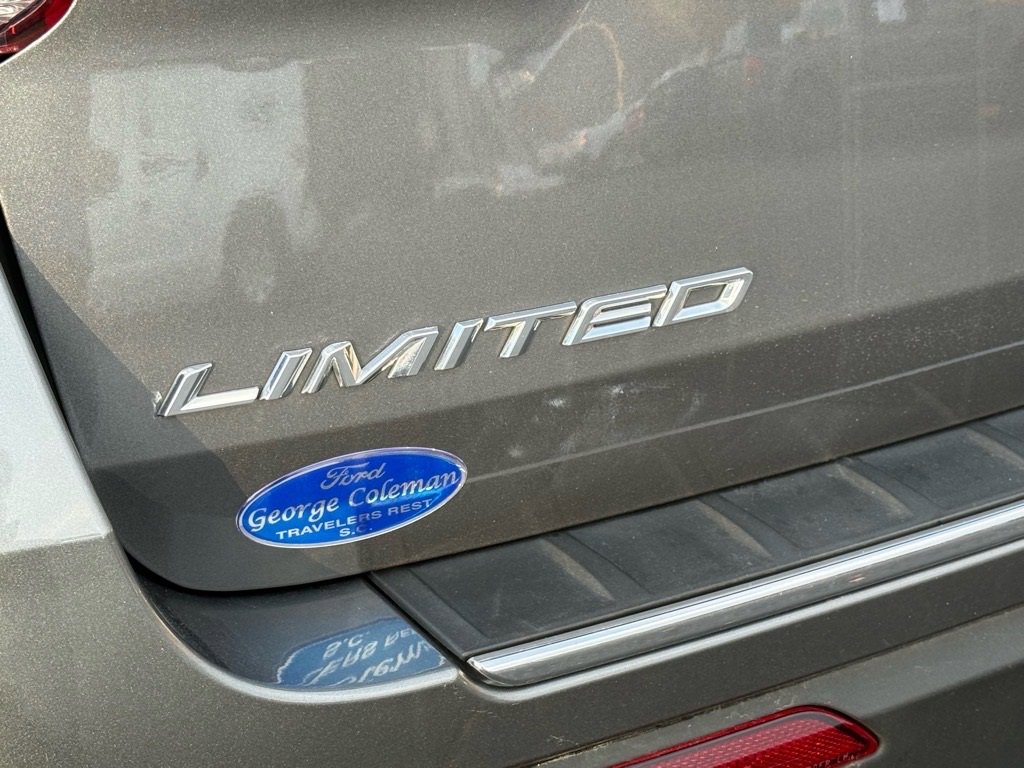 Certified 2024 Ford Explorer Limited image 17