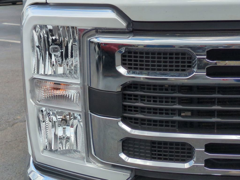 Certified 2024 Ford F250 XLT image 7