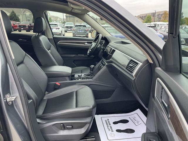 Used 2019 Volkswagen Atlas SEL R-Line AWD/4WD image 19