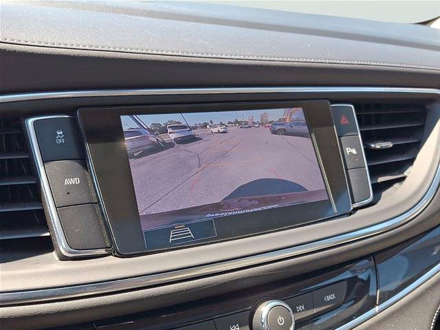 Used 2020 Buick Enclave Essence w/ Sound and Sites Package AWD/4WD image 23