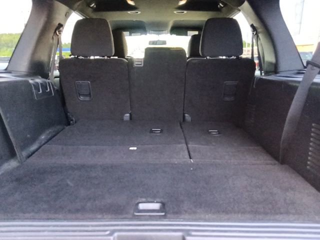 Certified 2017 Ford Expedition XLT AWD/4WD image 28