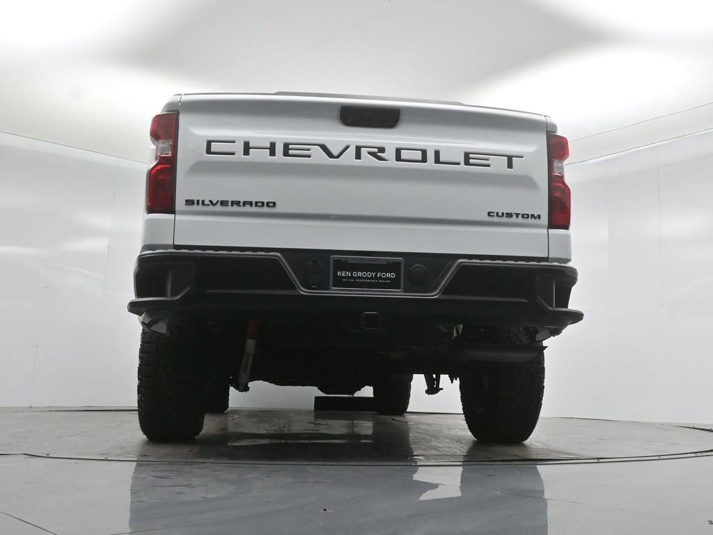 Used 2024 Chevrolet Silverado 1500 Custom Trail Boss w/ LPO, Dark Essentials Package image 18