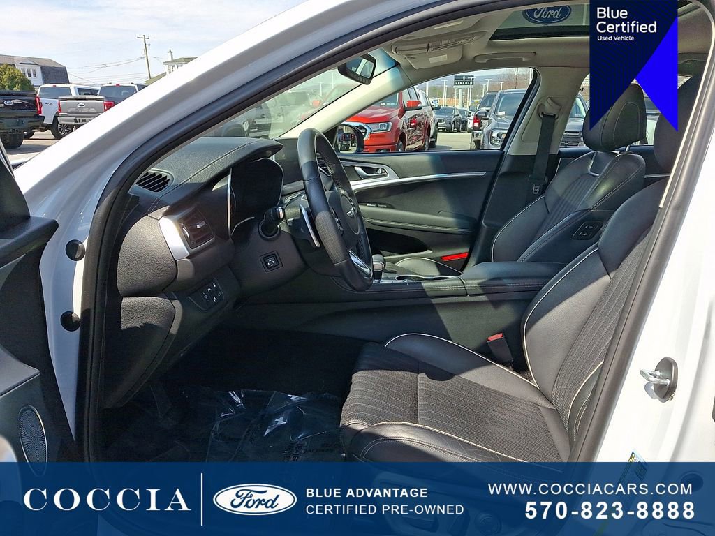 Used 2021 Genesis G70 2.0T w/ Elite Package image 13