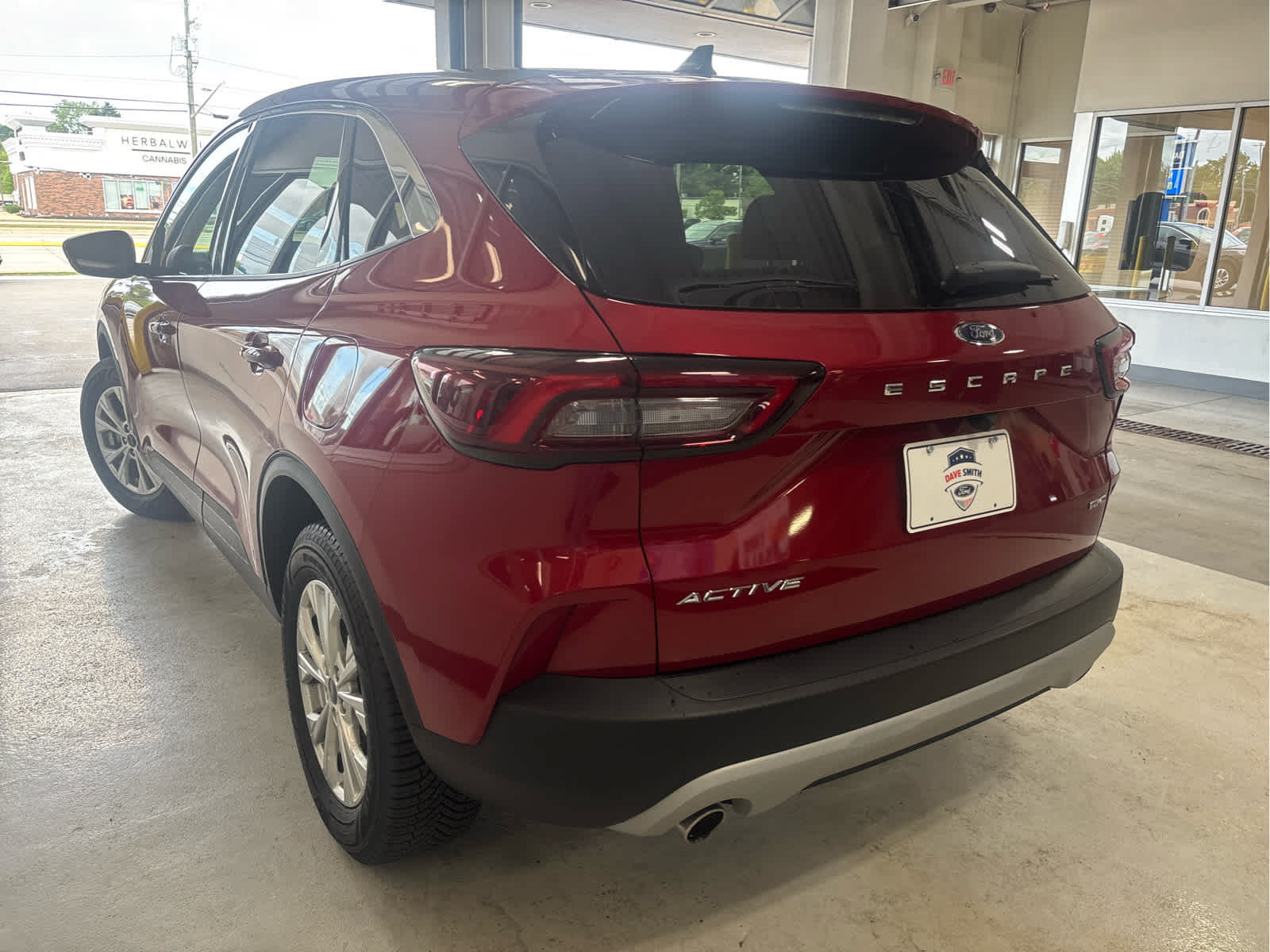 Certified 2023 Ford Escape Active AWD/4WD image 6
