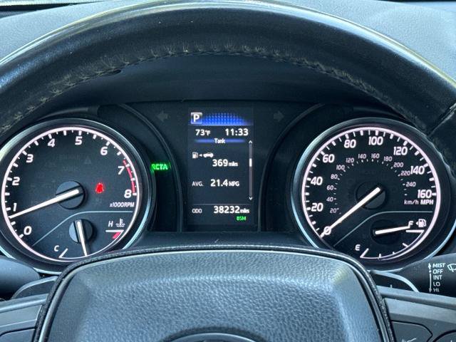 Used 2022 Toyota Camry SE w/ Cold Weather Package FWD image 6