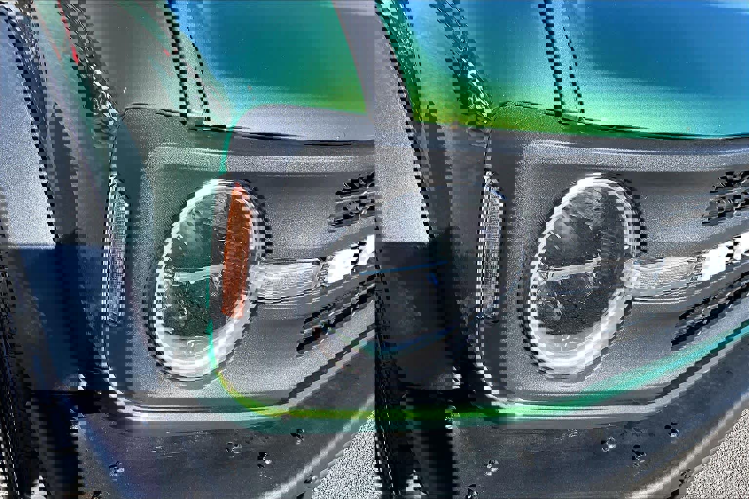 Certified 2022 Ford Bronco Black Diamond image 26