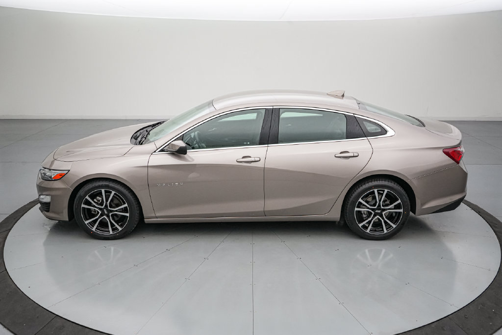 Used 2024 Chevrolet Malibu LT FWD image 7